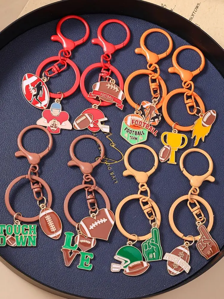 Aihua Niedlicher Emaille American Football Schlüsselanhänger Rugby-Ball Schlüsselring für Frauen Mädchen Handtaschenanhänger DIY Schmuck – Detail 1