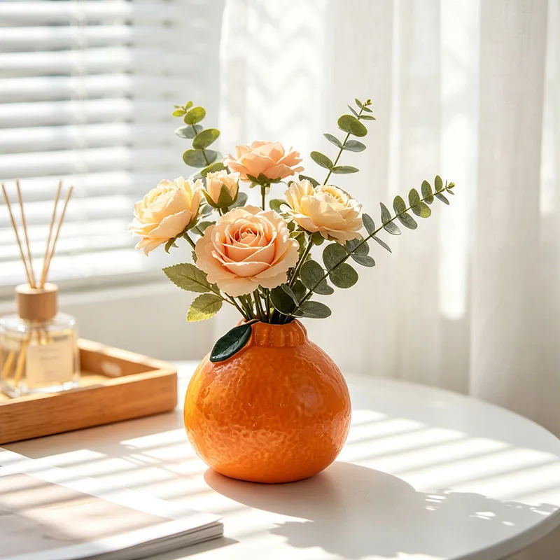 Cute Orange Shaped Ceramic Bud Vase, Small Fruit Flower Vase for Hydroponic Plants, Creative Home & Office Desktop Decor