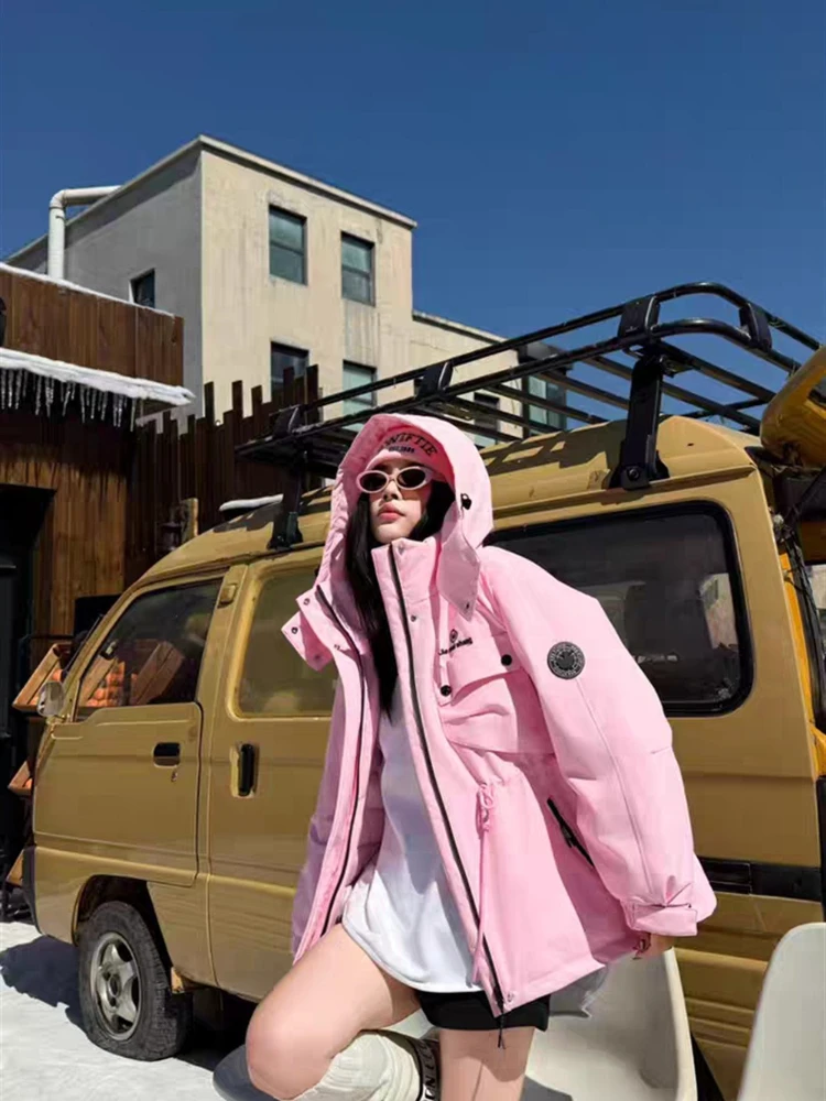 

Женская зимняя пуховая куртка 2026 года, новая, в корейском стиле, свободного кроя, с капюшоном, утолщенная, теплая, для снежной погоды, рабочая одежда, верхняя одежда.