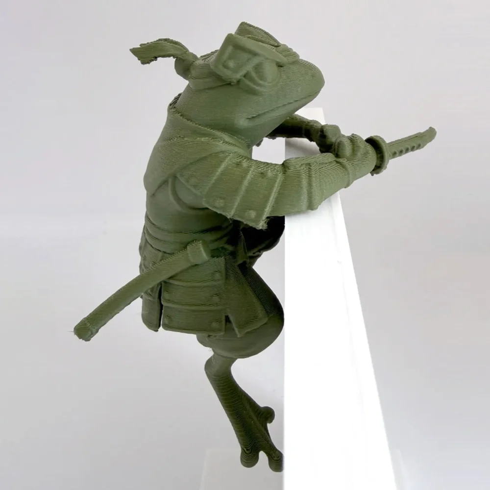3D Printed Samurai Frog Monitor Pendant Japanese Samurai Frog Edge Embrace Desktop Decoration Cool Screen Decoration Unique Gift