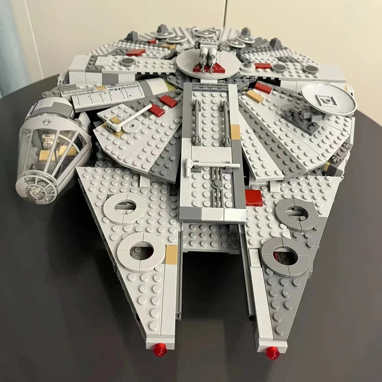 75105 Milennium Falcon Il miglior regalo di Natale per bambini e amici con i giocattoli da costruzione per bambini
