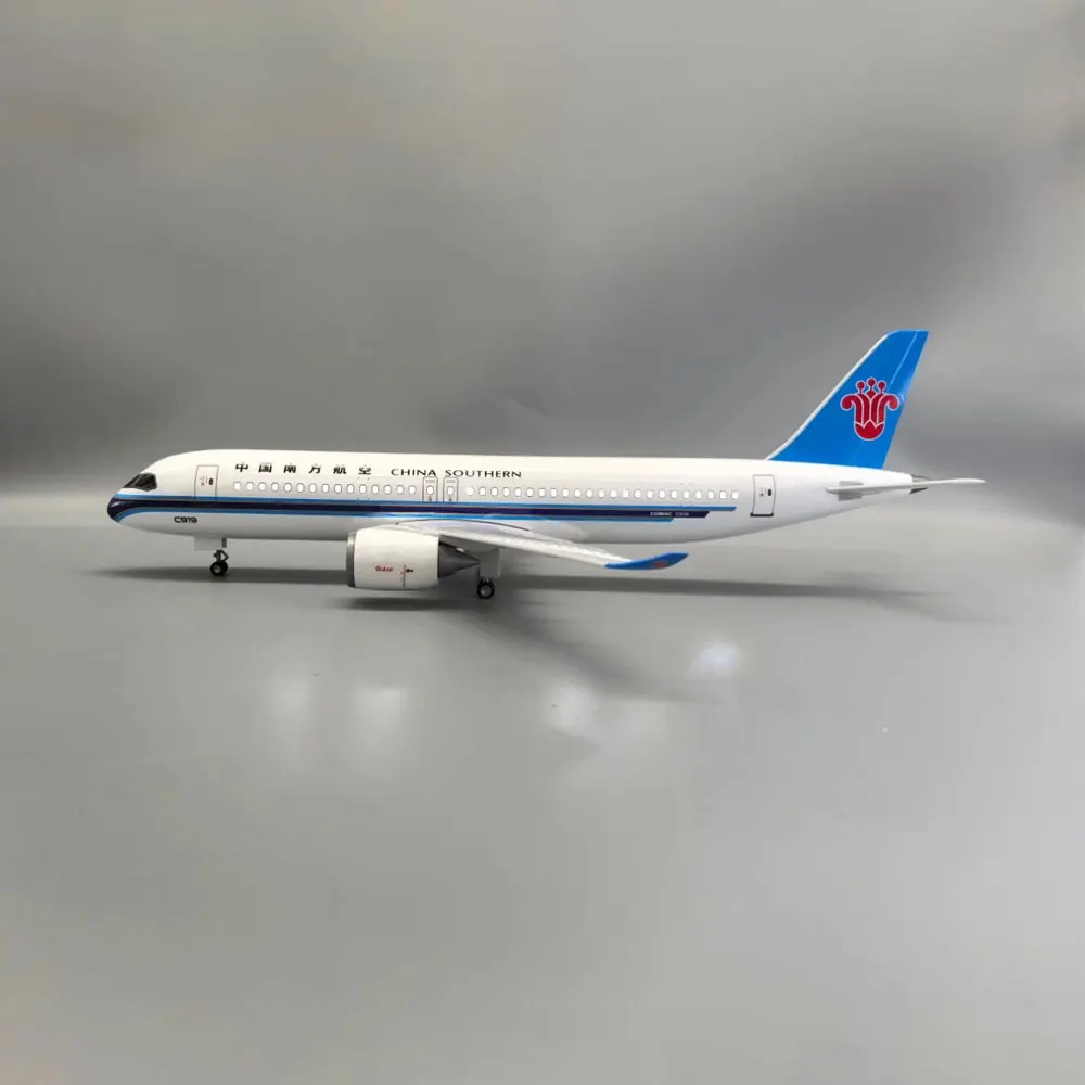 47CM Scale Airplane Diecast Decoration China Southern C919 Airlines Resin Collectible Miniatures Gift By Aviation Displays