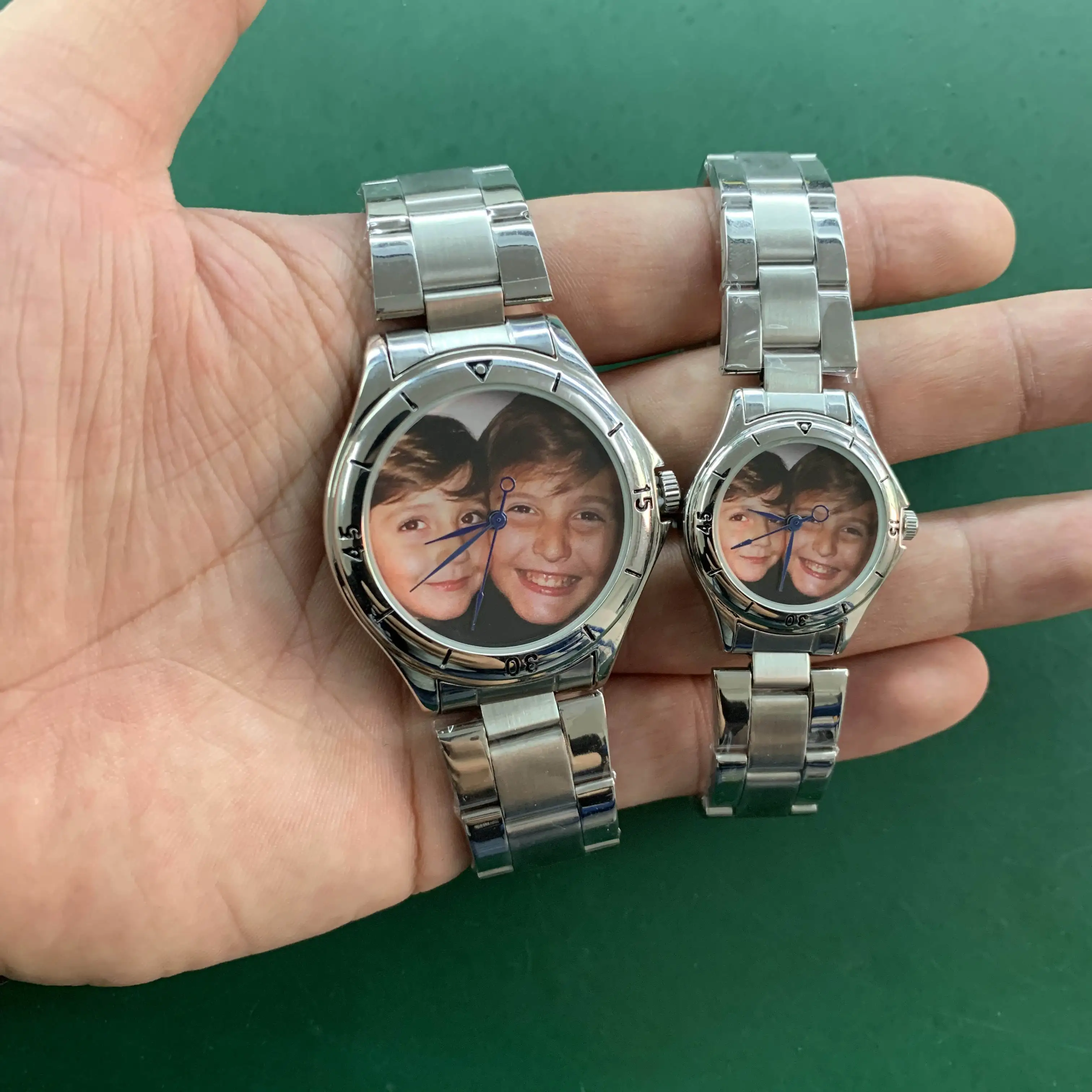 Personalizza il tuo Logo del marchio di Design/orologio al quarzo con foto personalizzato uomo donna coppia orologio regalo gioielli