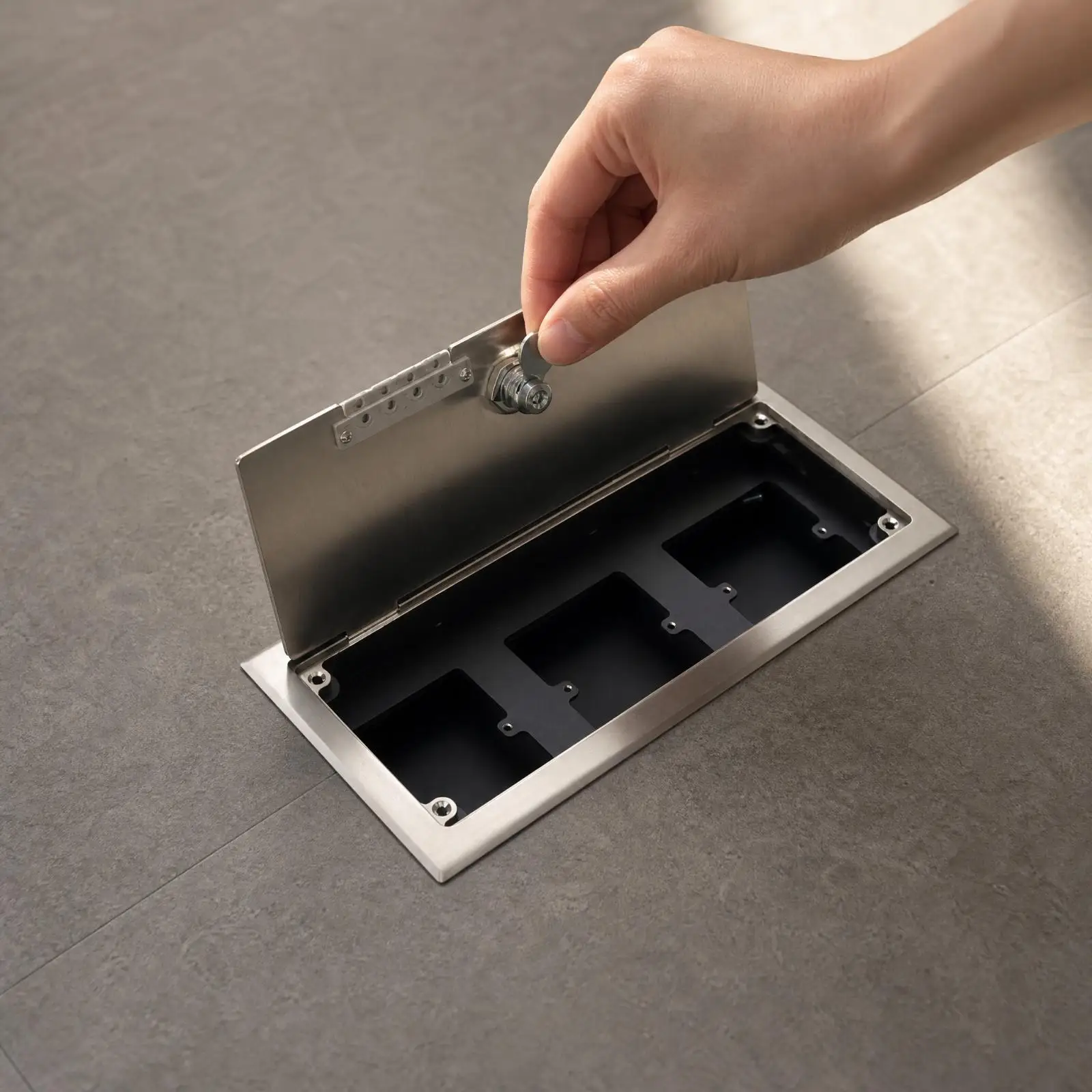 Recessed Socket Cover Stainless Steel Floor Outlet Box with Hinged Lid and Pass Through Cable Slot for Banks Offices