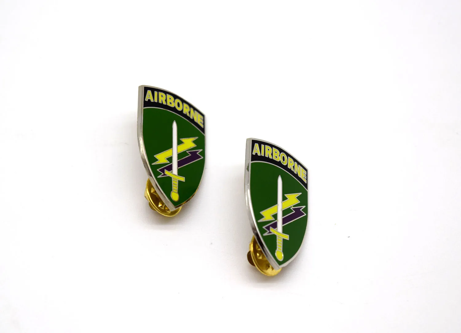 

Pair US Army Airborne Command Division Uniform Trooper Shoulder Pin Badge