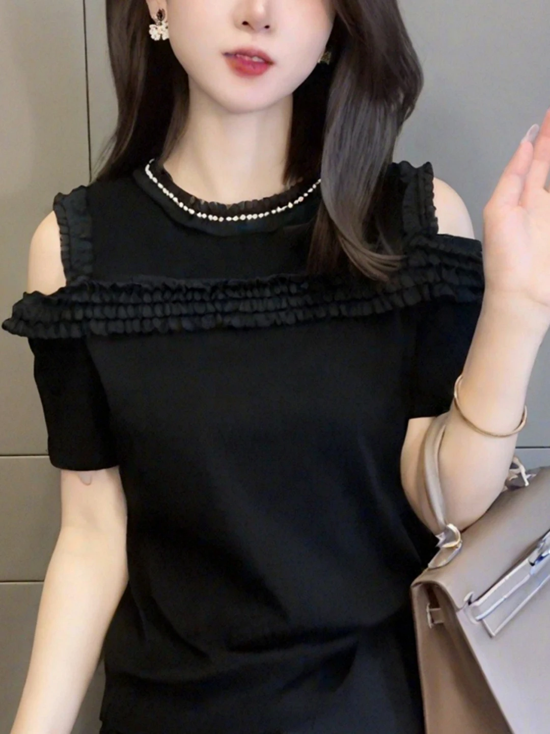 

Женская футболка Gtuq Ele Bla с круглым вырезом и рюшами на плечах, короткий рукав, летний модный топ в корейском стиле, свободный крой