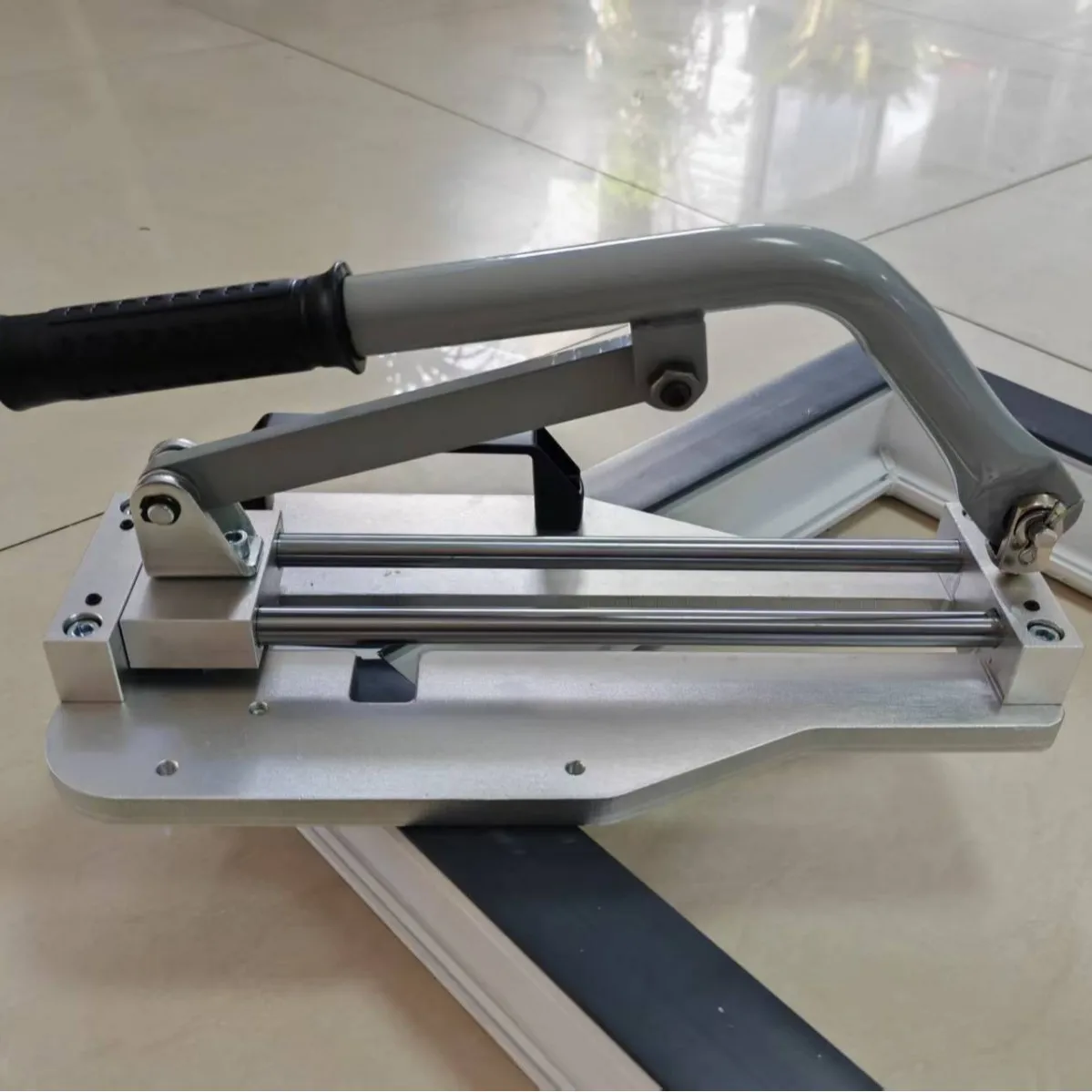 Handheld Flat Corner Trimming Cleaner | Practical Tool for Door & Window Frame Finishing