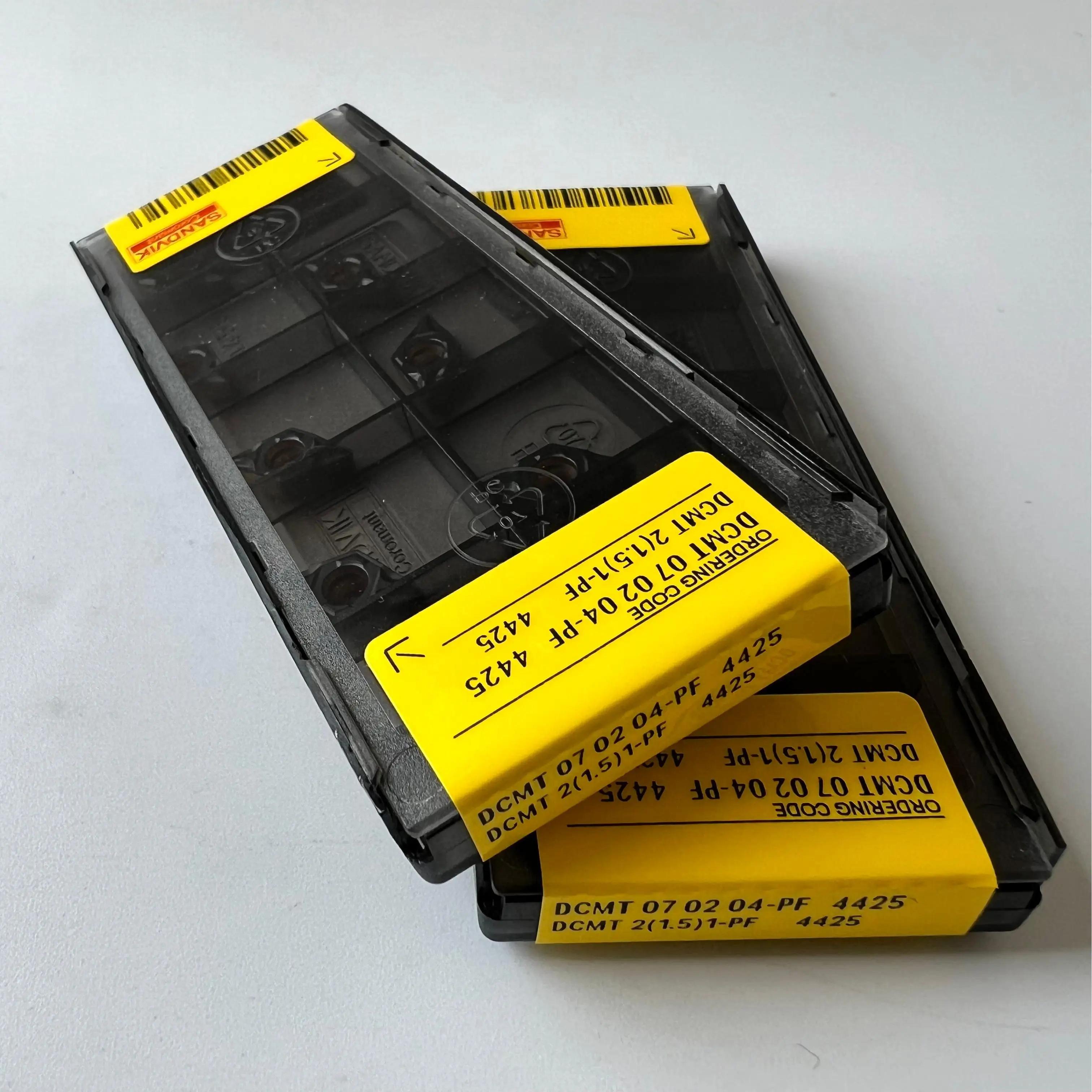 DCMT070204-PF 4425 …