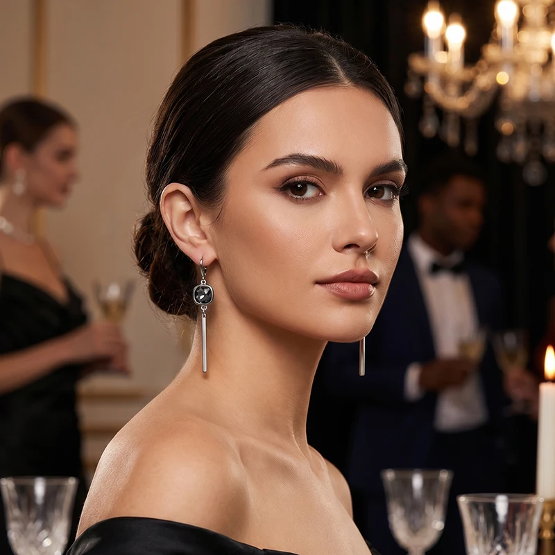 

Fashion Gray Crystal Charm Earrings for Women Y2K Creative Geometric Earrings Female Daily Party Jewelry Gift