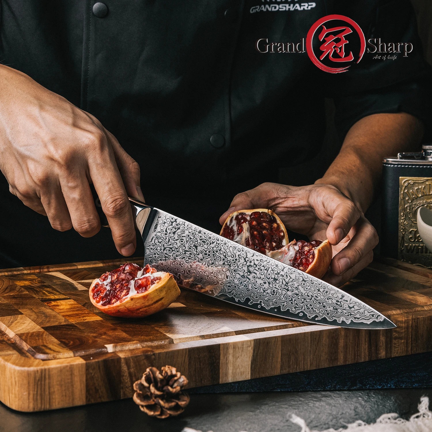 Grandsharp professionnel 8 pouces couteau de Chef acier damas 67 couches AUS-10 noyau résine noire et manche en Fiber de carbone couteau de cuisine