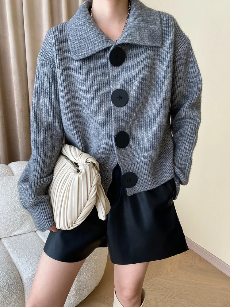 Fashion Big Button Cardigan for Women Loose Thickening Turn-down Collar Knit Sweater Autumn and Winter 2023 Grey Cardigan Coat