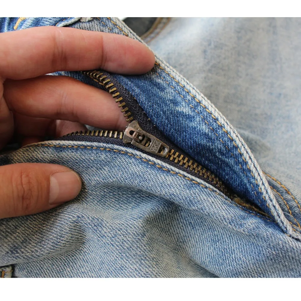 Contrast color pocket embroidery printing washing and worn edged summer men's straight loose denim five-point pants