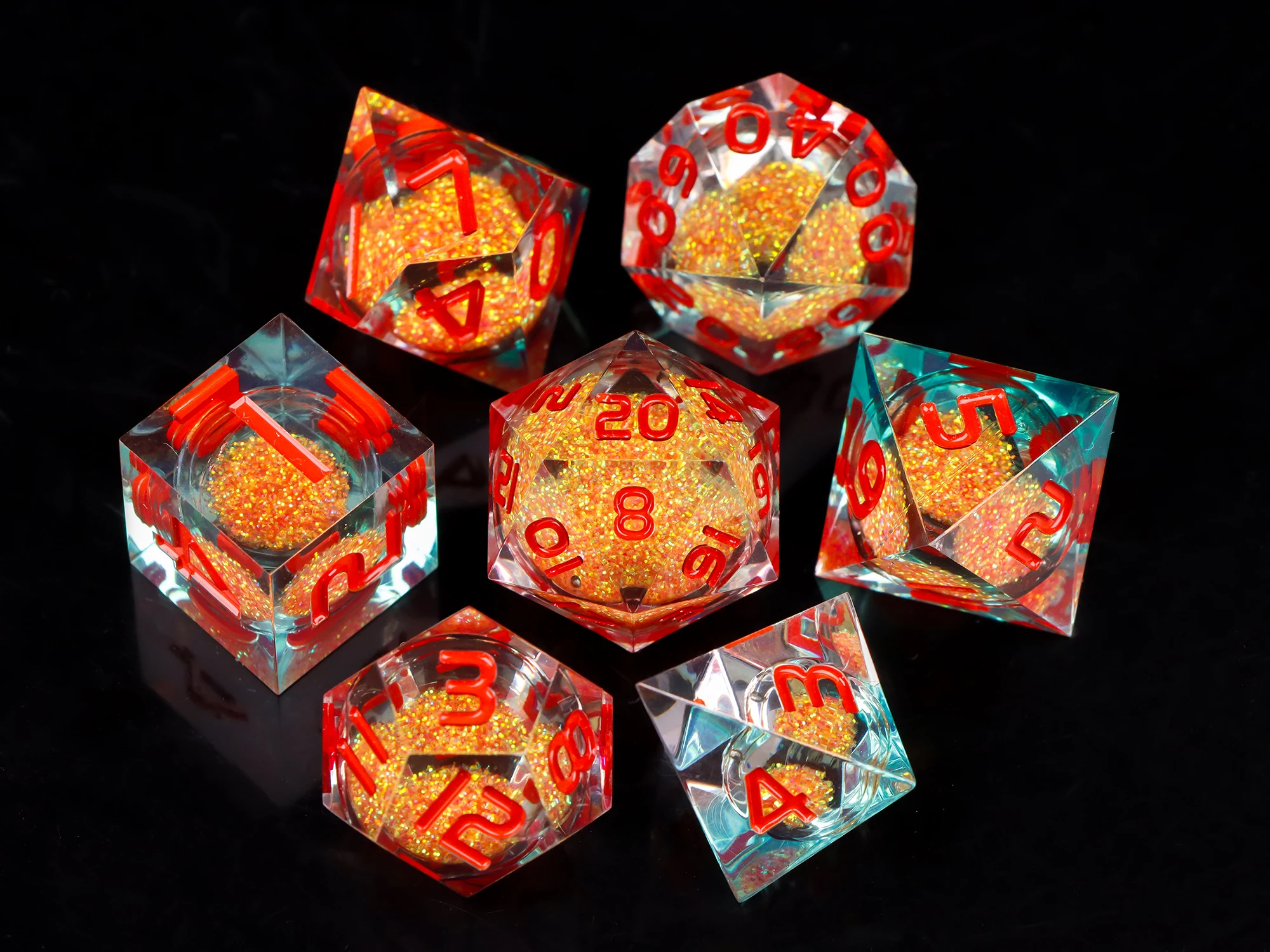 

7-Die Set Liquid Core Resin DND Dice Sharp Edge Polyhedral Quicksand Handmade Dungeons And Dragons Gaming Accessories