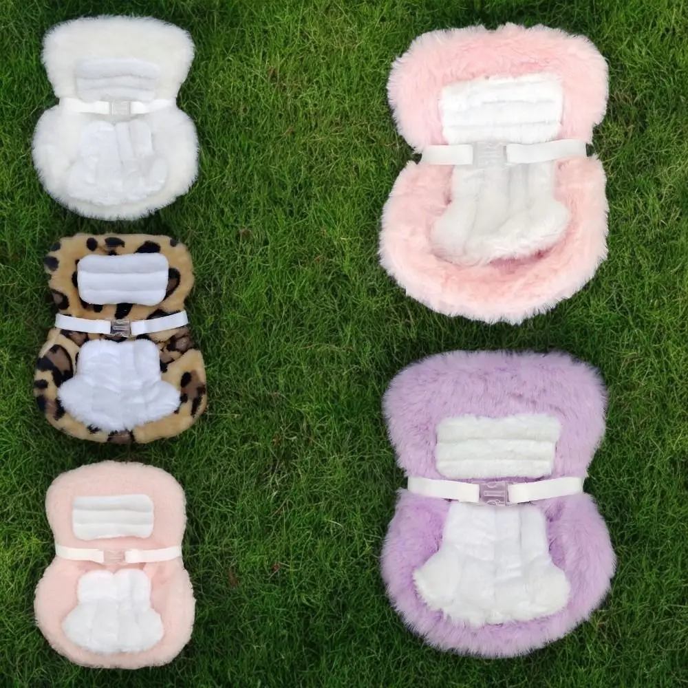 

Kawaii Durable Car Seat Cartoon Ornaments Only Selling Seat Car Air Exhaust Decoration Plastic Car Seat Outlet Decor for 17cm