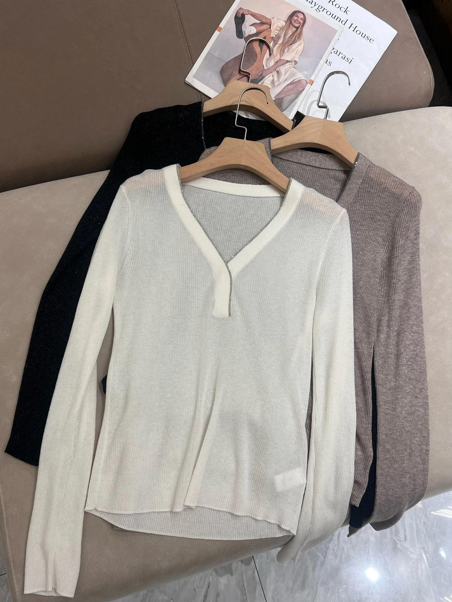 

Autumn B*C Woman's Lightweight Elasticity Sweater Wool V-neck Long-sleeved Knitted Top's Female Clothing Bottoming Shirt