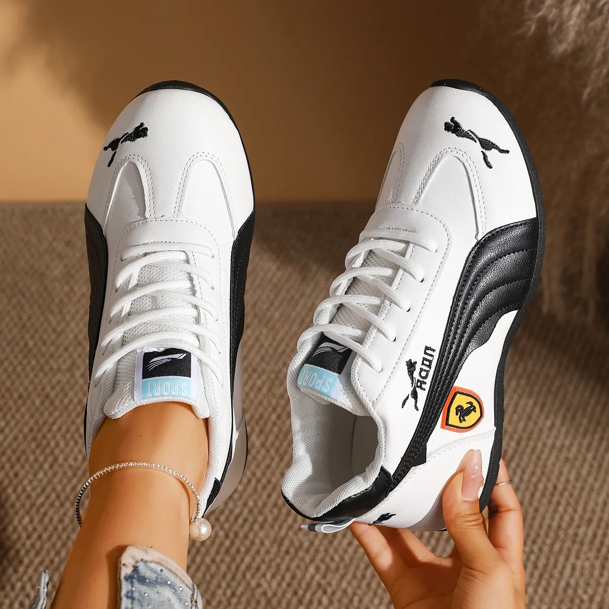 

Женские кроссовки унисекс для пар, мужские кроссовки для бега на открытом воздухе, спортивная обувь для бега, новинка 2025 года, женская вулканизированная обувь, повседневные кроссовки на плоской подошве