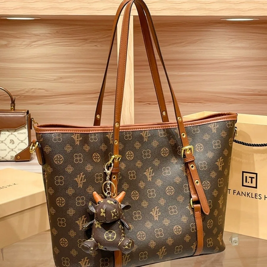 Classic Elegant Diaper Bags For Women Simple Designer Leather Shoulder Bag Vintage Minimalist Trendy Large Capacity