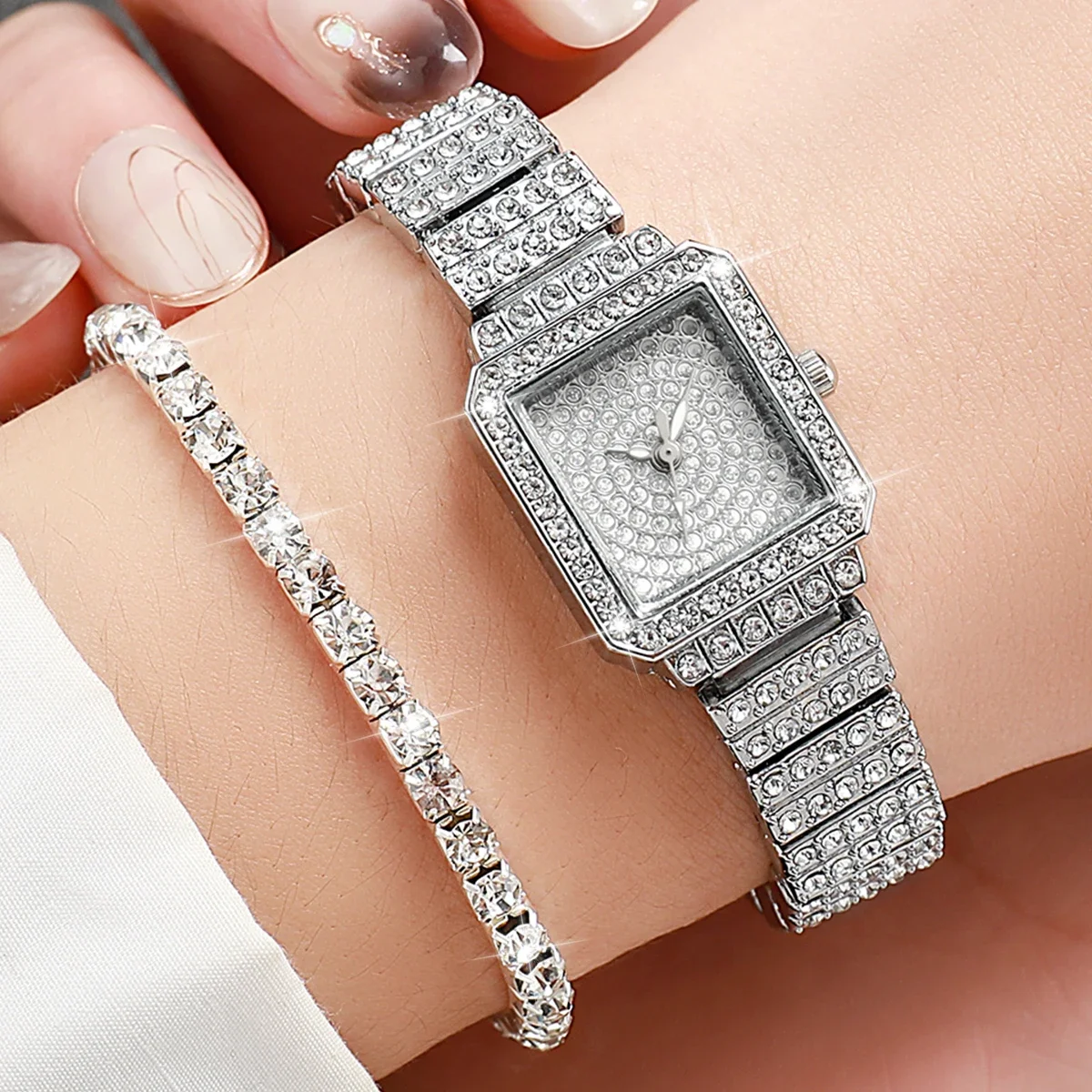 Mulheres Relógio completo de quartz de diamante, conjunto de joias feminino, pulseira prateada, luxo, sem caixa,