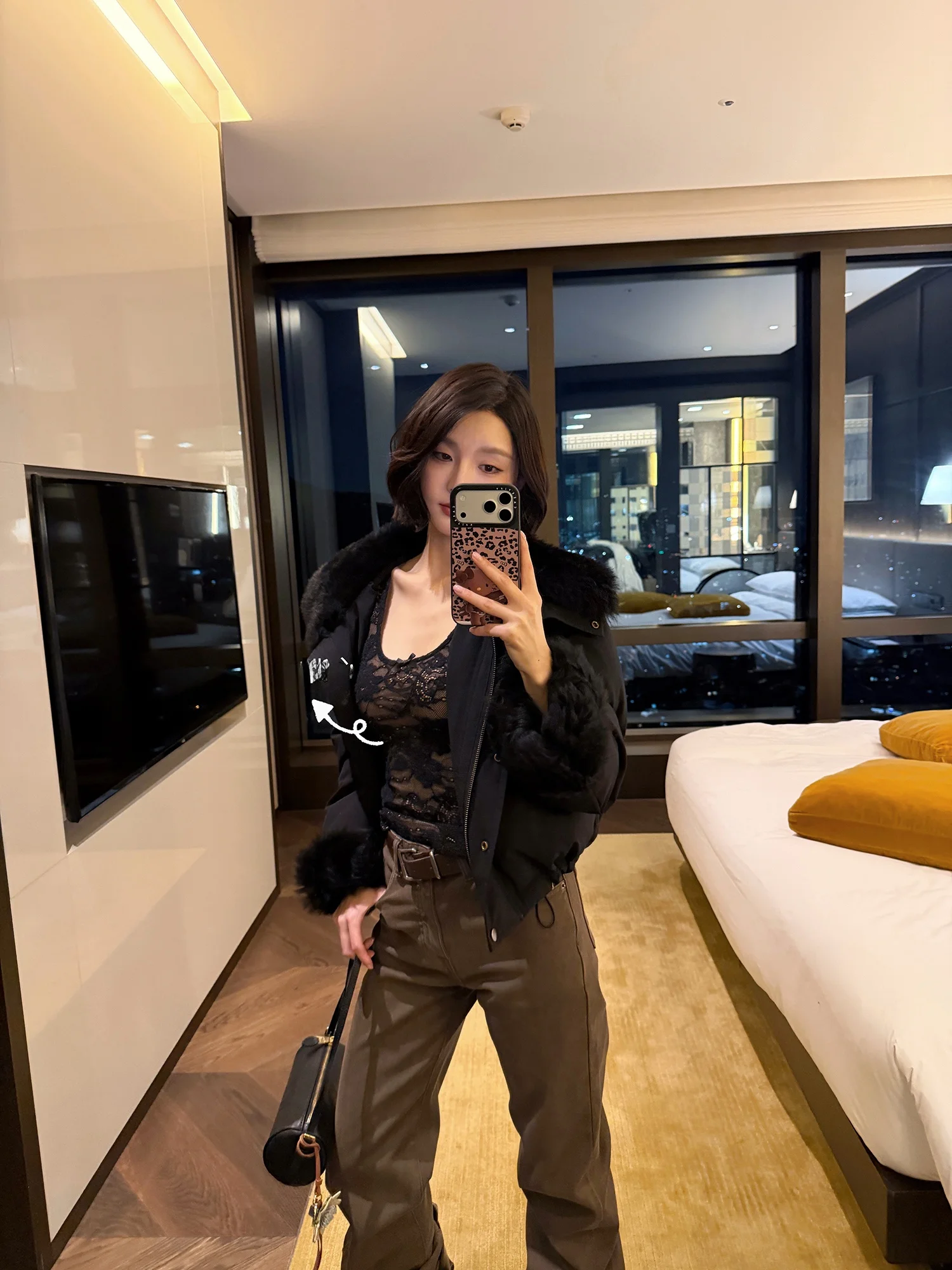 

FORNIYOYO Nighting Rose Light Maturi Женский топ Pure Desire с эластичной сеткой и кружевной отделкой, корейский стиль U-ne Svel