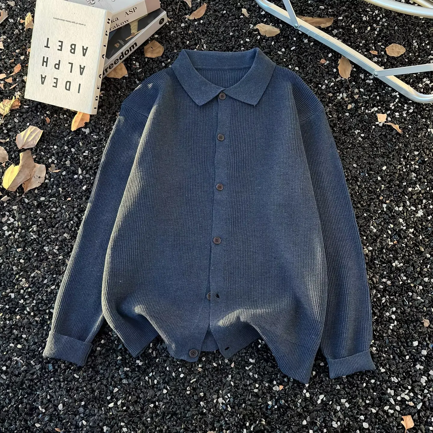 M01 navy