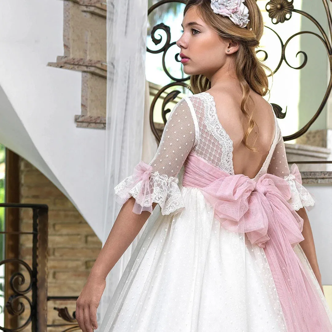 Customized Elegant Flower Girl Dresses For Wedding Half Sleeves Backless Lace Princess First Communion Quinceanera Pageant Gown