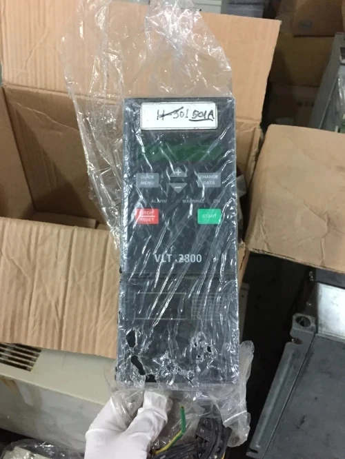 VLT2815PT4B20STR0DBF00A00 1.5KW 380V     inverter ,     In good working condition, free shipping    A