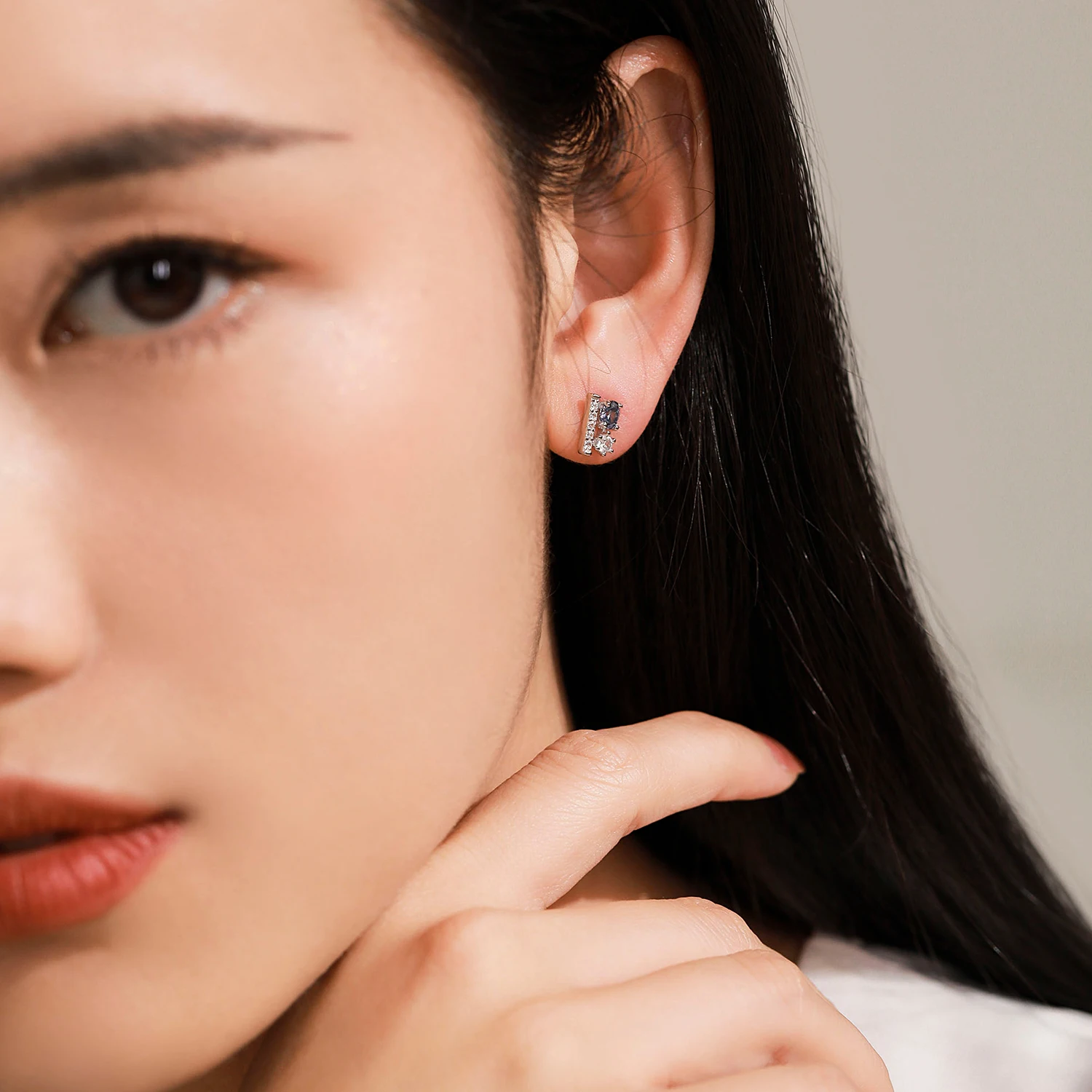 

Ailmay 925 Sterling Silver Luxury Tanzanite Flower Stud Earrings for Women Vacation Daily Wear Elegant Jewelry