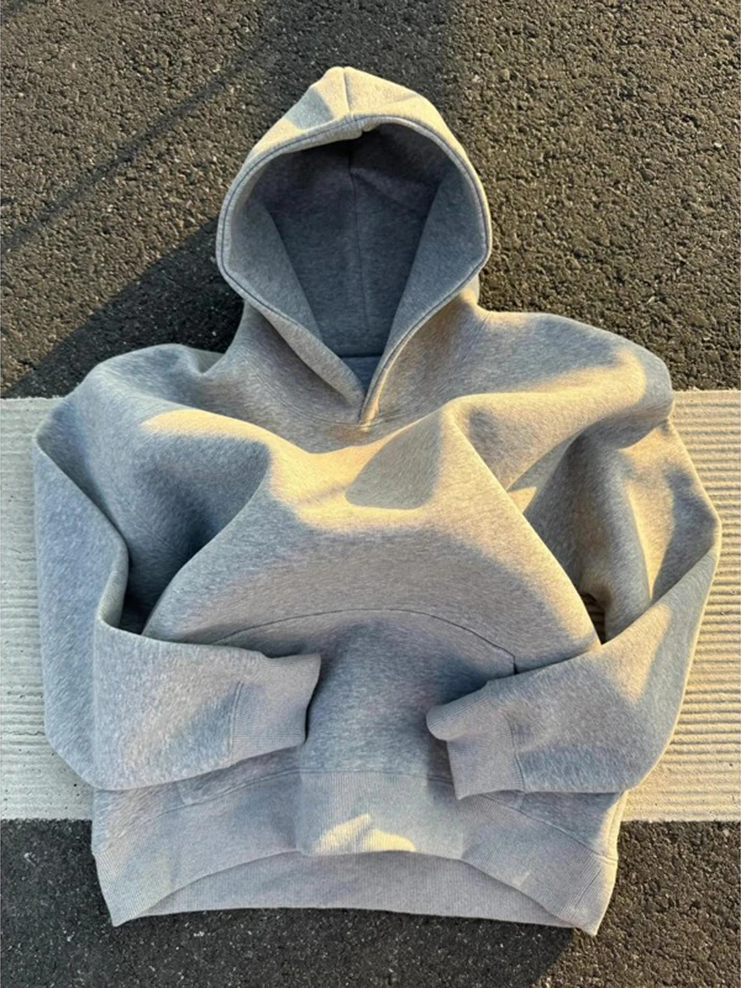 

Men's Fleece Lined Hoodie Short Boxy Fit Heavyweight Hardwearing Warm Autumn Winter American Style Sweatshirt Casual Outerwear