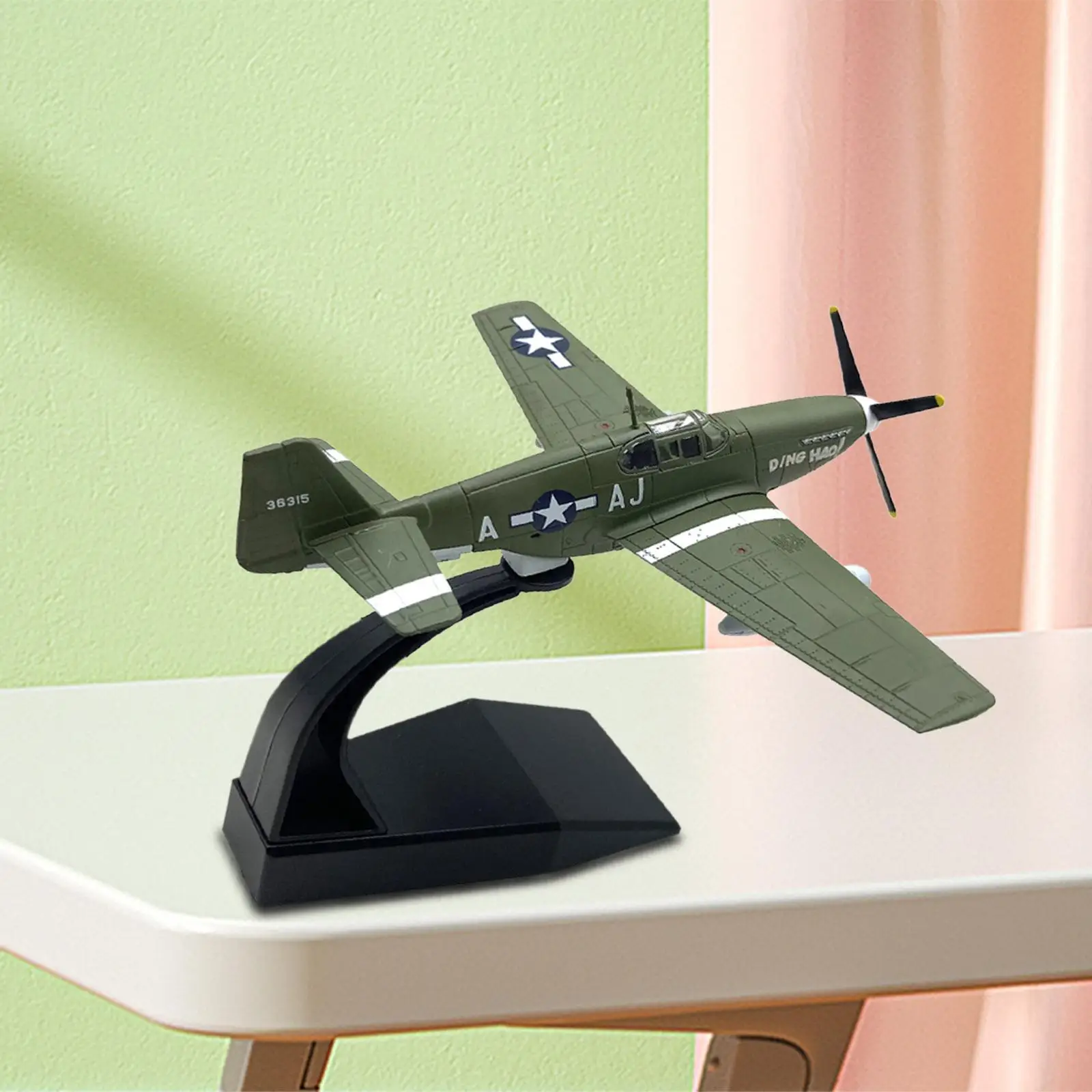 จําลอง 1:72 P51B เครื่องบินรุ่นของขวัญวันเกิดพร้อมขาตั้งจอแสดงผล Retro Plane