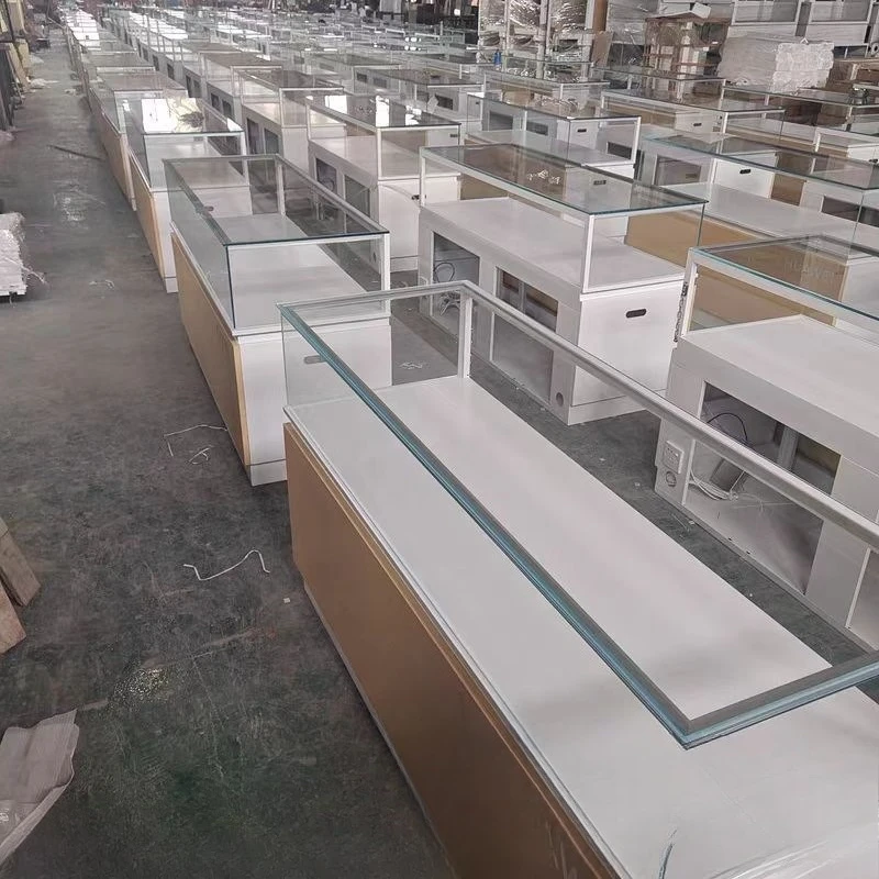 

Mobile phone showcase, new iron mobile phone case