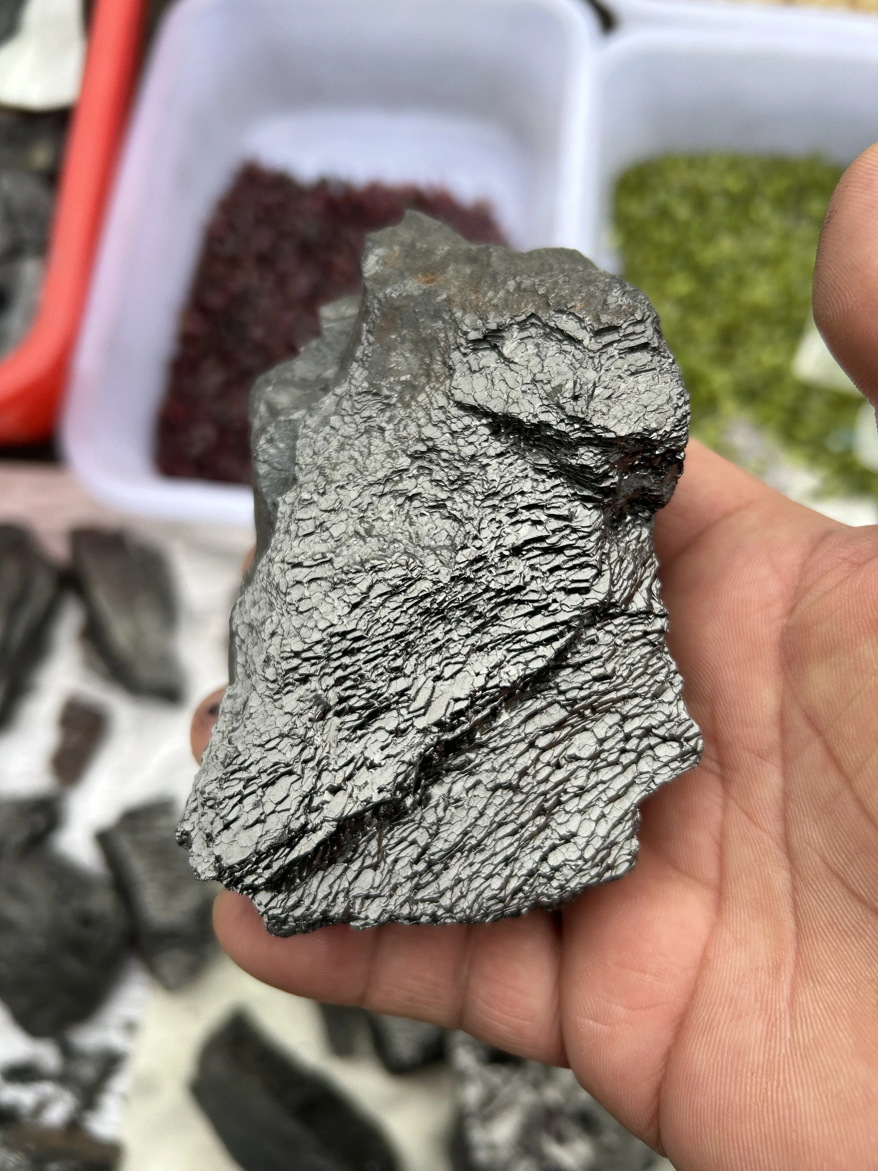 500G Natural Coal Mine Fine Raw Stone For Polishing Natural Mining Black Brightening Decorative Pieces Play