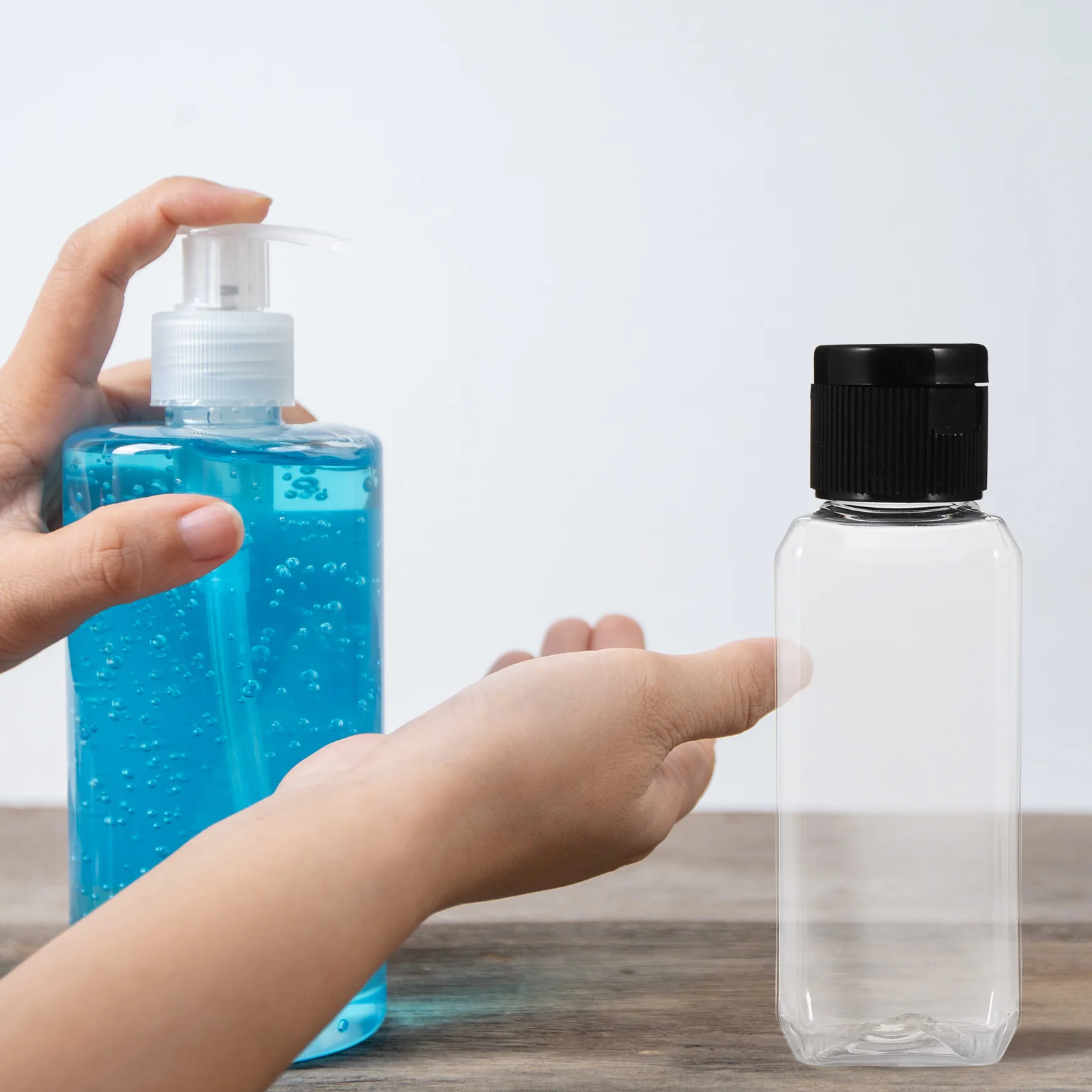 

20Pcs Transparent Square Bottle Portable Refillable Clear Plastic Travel Container Leak Proof Outdoor Liquid Bottle