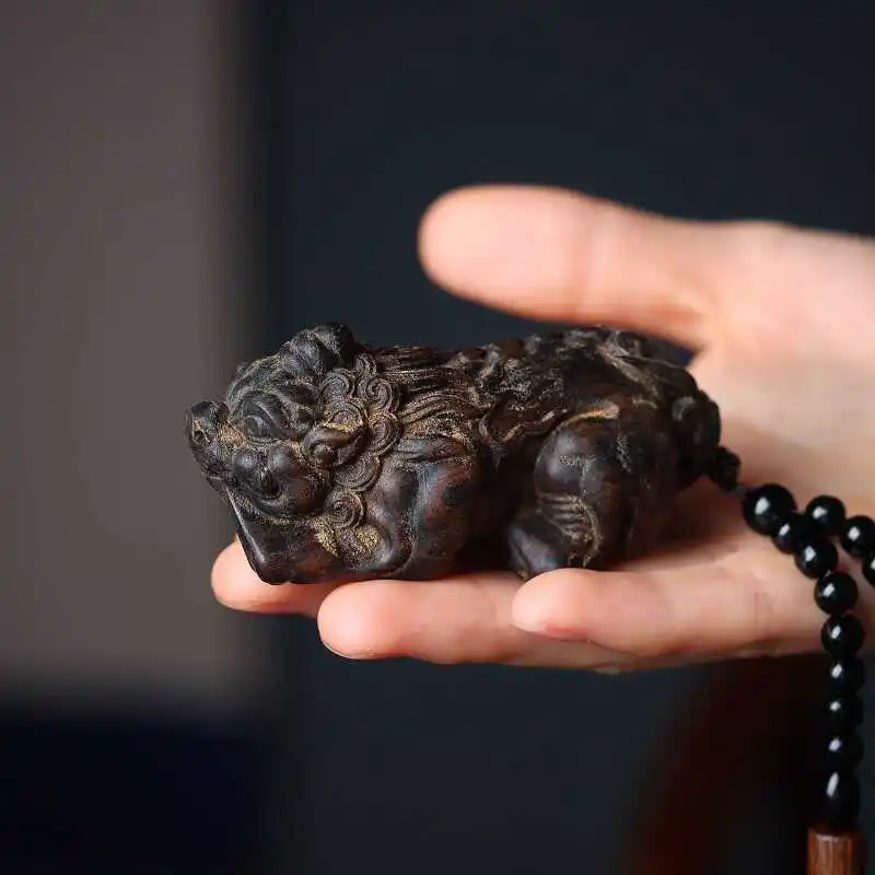 

Wood Carving Single-Angle Hand Pieces Solid Men Ancient God Fortune Ornament Automobile Hanging