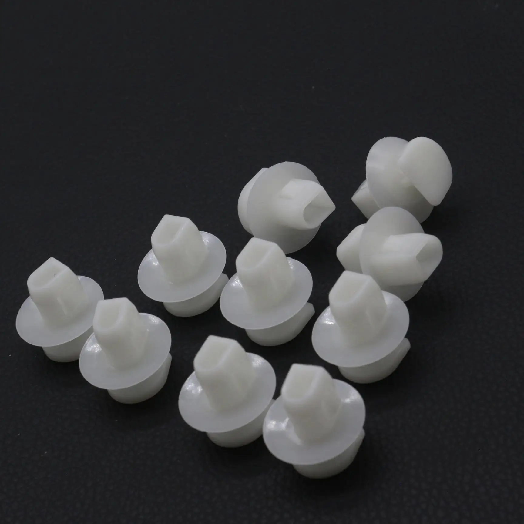 

10 Pcs Tail Lamp Assembly Mounting Retainer Clips Fit Nissan Versa Sentra Rogue 2007–2020 Infiniti M35h Q70 Q70L M56 26398-ED000