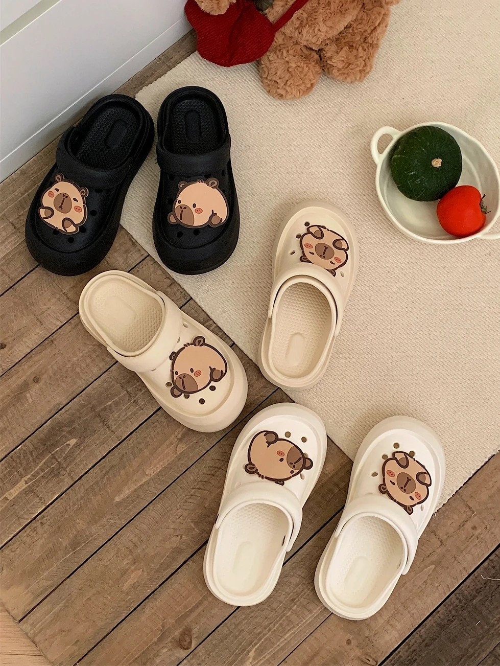 Zapatos de jardín de suela blanda EVA para padres e hijos, zapatillas frescas para exteriores, sandalias con agujeros bonitos, zapatos para mujer, Kapibala Capybara de verano