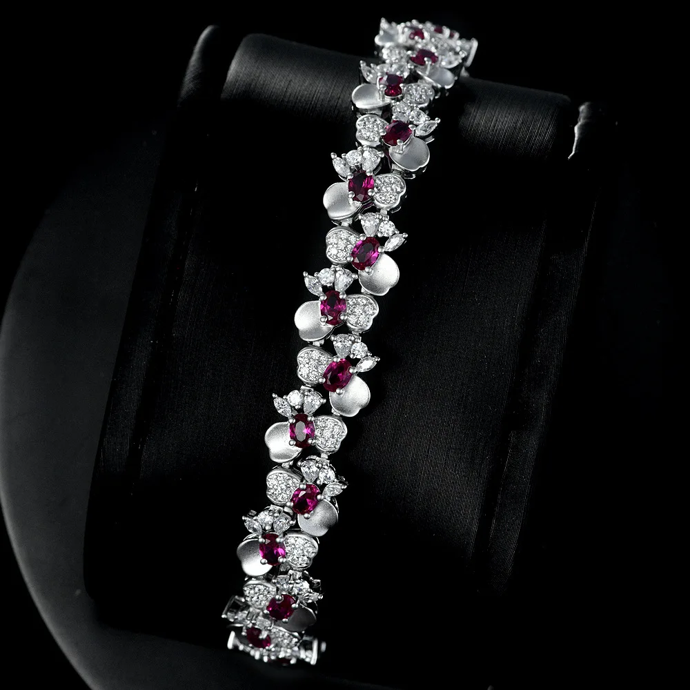 

2025 New S925 Silver 0.25ct Egg shaped 3 * 4 Sweet Flower Bracelet Length 15/17 * 19cm Optional Wedding Jewelry