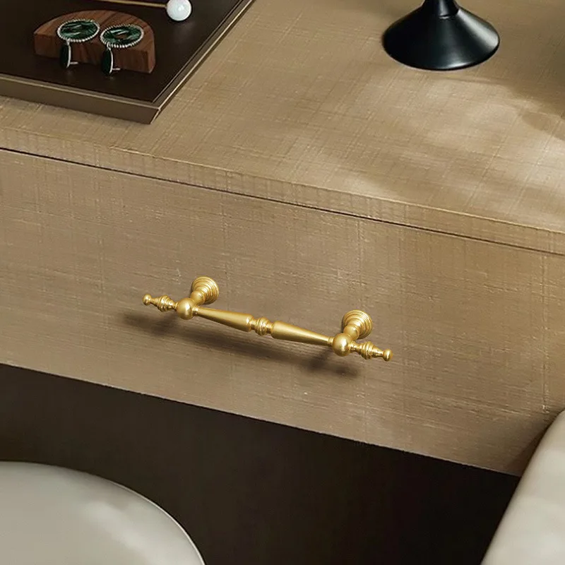 

French Zinc Alloy Furniture Handles Bedroom Wardrobe Dresser Drawer Handles Furniture Hardware Kitchen Cabinet Handles