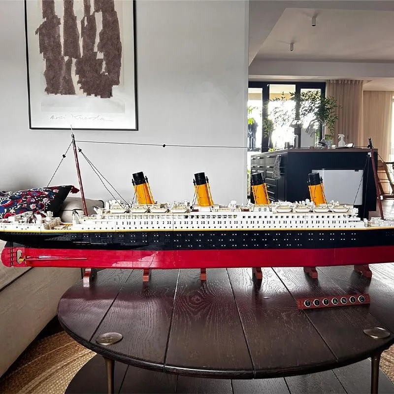 9090 قطعة جديدة من سلسلة أفلام تيتانيك الكبيرة، مجموعات مكعبات بناء سفينة الرحلات البحرية الكبيرة، ألعاب للبالغين والأطفال، هدايا عيد الميلاد #4