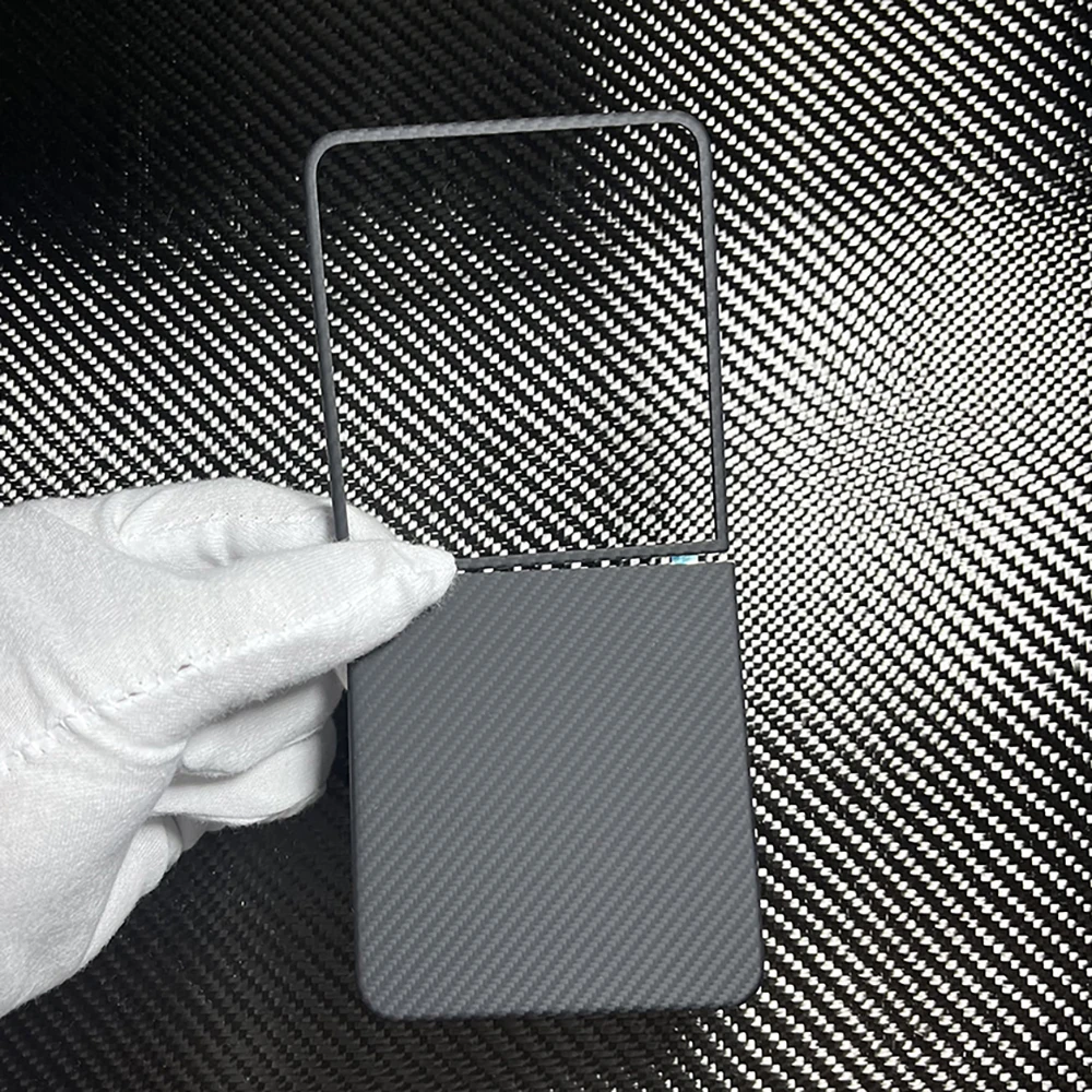 

600D Carbon Fiber for Samsung Galaxy Z Flip 7 Case Ultra Thin Lightweight 600D Aramid Fiber Cover for Samsung Galaxy Z Flip 7