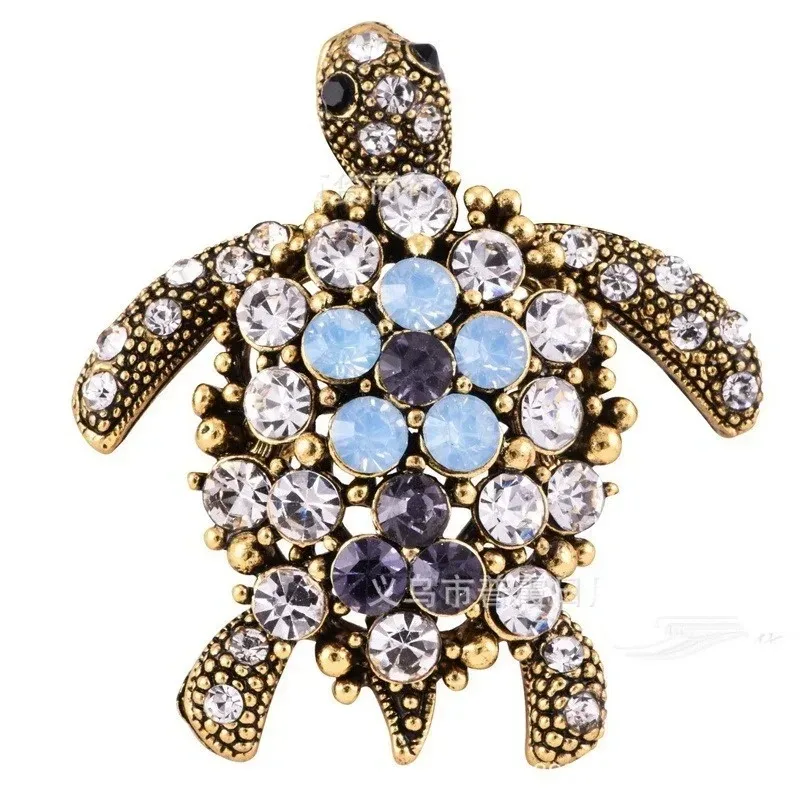 Retro Turtle Brooches Women Men Sea  Animal Party Causal Brooch Pins Gifts