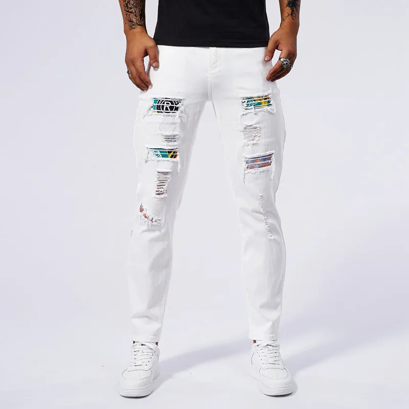 Pantalones vaqueros blancos con parche de cobre roto para hombre, pantalones largos de pierna pequeña ajustados y elásticos, moda urbana, verano,