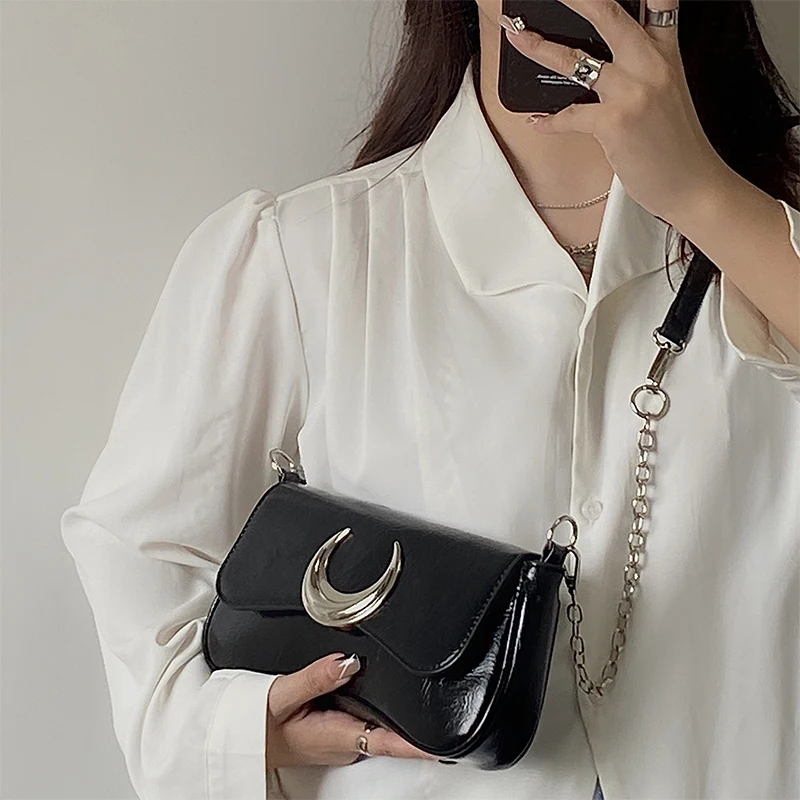 Y2k Cool Girls Black Shoulder Bags Moon Lock Women\'s Chain Underarm Bag Purse Handbags Fashion Female Small Messenger Bags