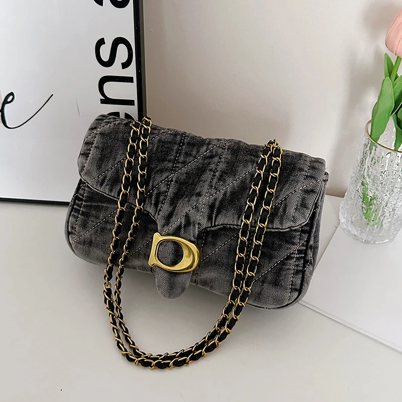 

Chic Large Capacity Messenger Bag Minimalist Vintage Crossbody Purse With Luxury Letter Logo & Paris-Inspired Tote Design