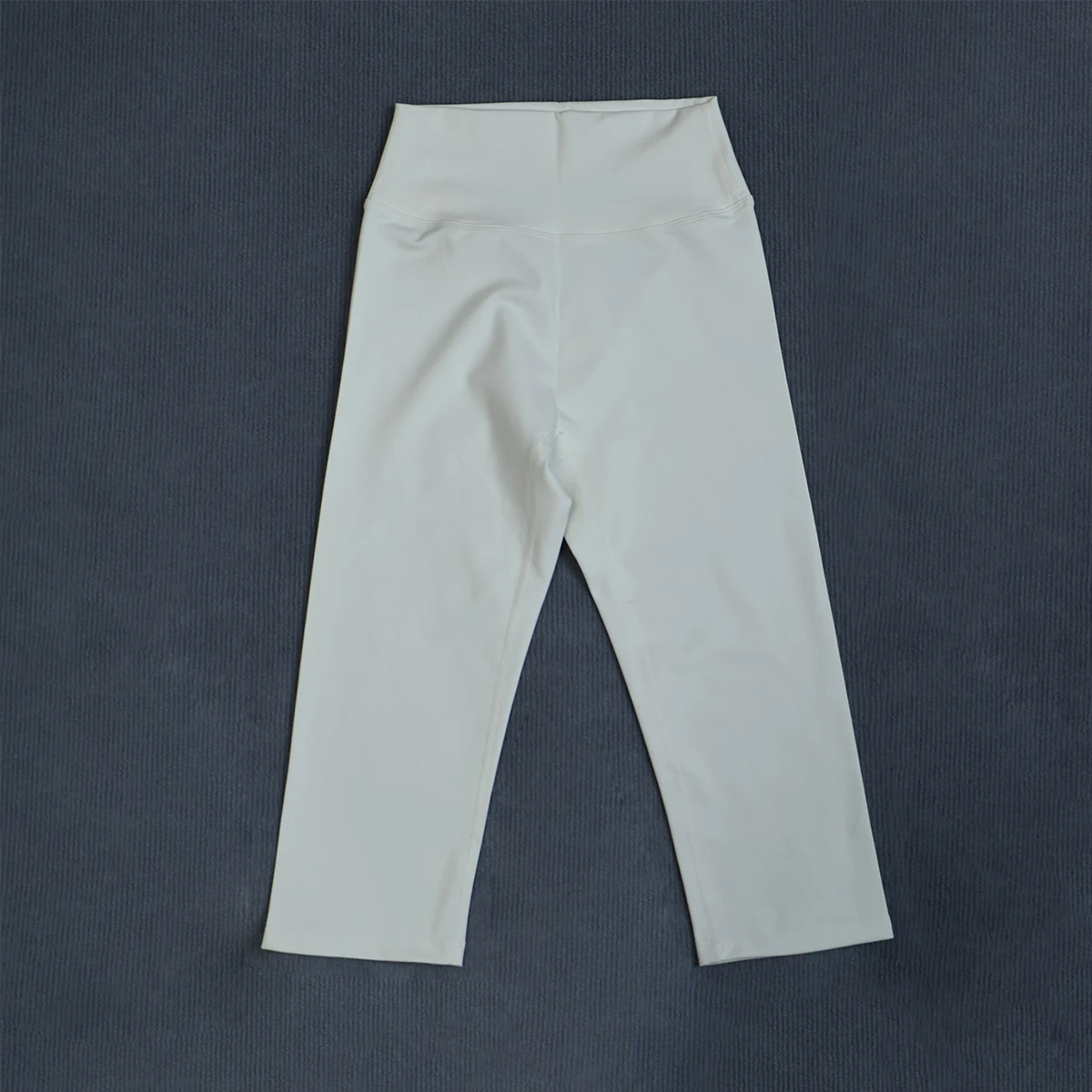 Ctenkevet 3/4-Yogahose mit hoher Taille für Damen, Sommer, Hüfthebende Capri-Leggings, Turnhose, Sportmode für Damen – Detail 15