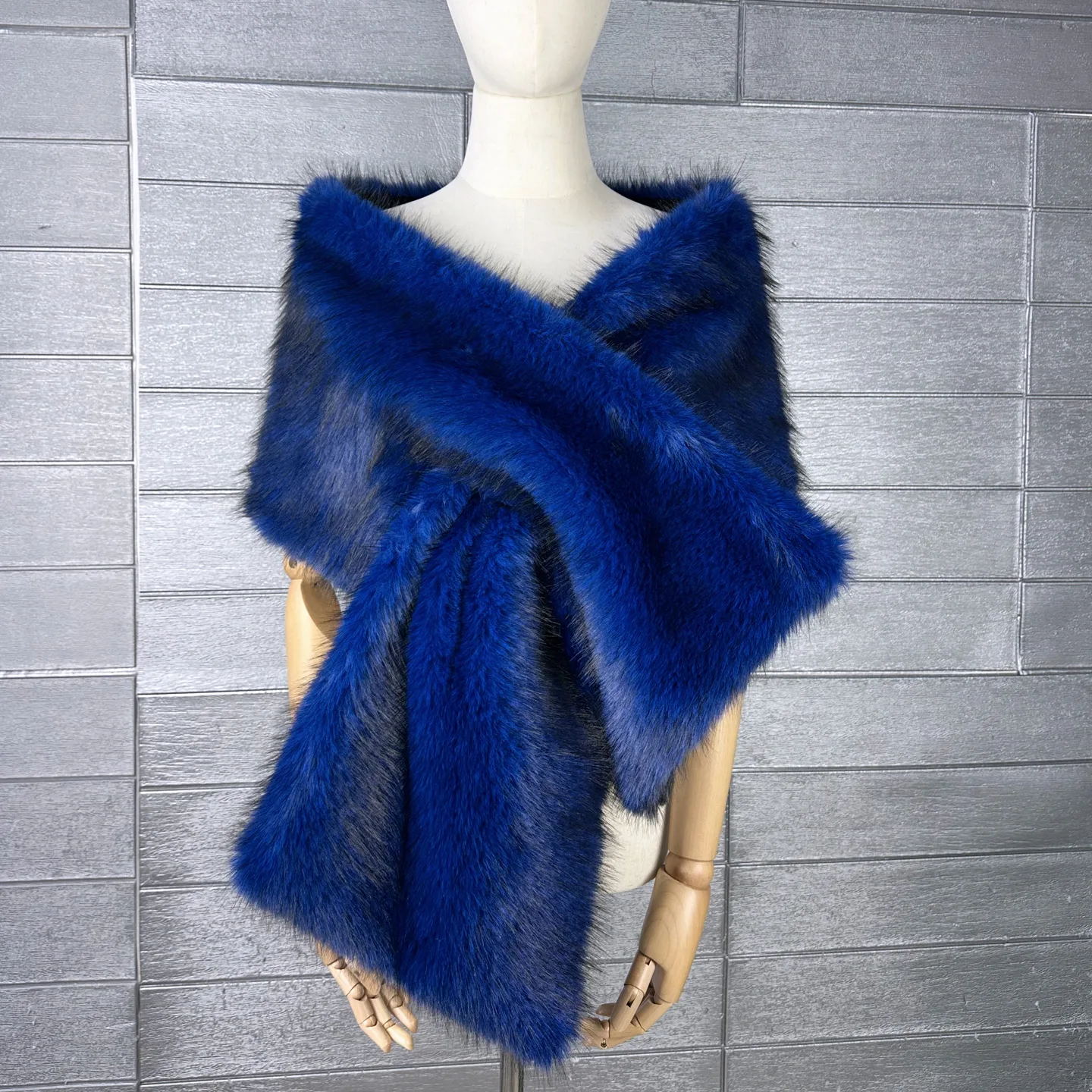 Thickened  Fur Shoulder Shawl Soft Plush Bridesmaid Evening Dress Coat Scarf Red  Realistic Synthetic Fur Wrap for Women