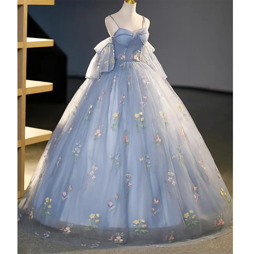 

2024 Summer New Arrival Exquisite Floral Tulle Light Blue Prom Dress Floor Length Spaghetti Strap Sweet Princess فساتين سهرات