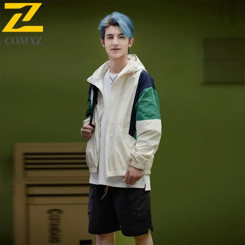 

COMXZ Мужская куртка 2025 года в японском стиле с капюшоном Водонепроницаемая ветрозащитная легкая дорожная модная куртка Модная классическая верхняя одежда