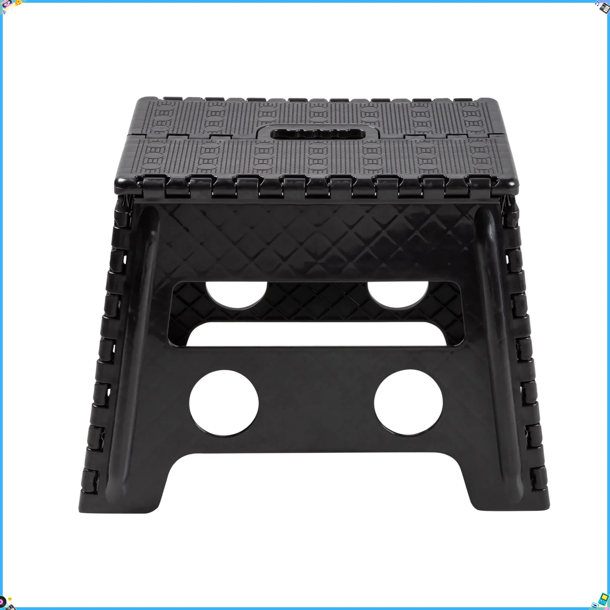 

Одноступенчатый складной табурет делает ее легко достигать предметы из верхних шкафов или высоких полков в кладоре.