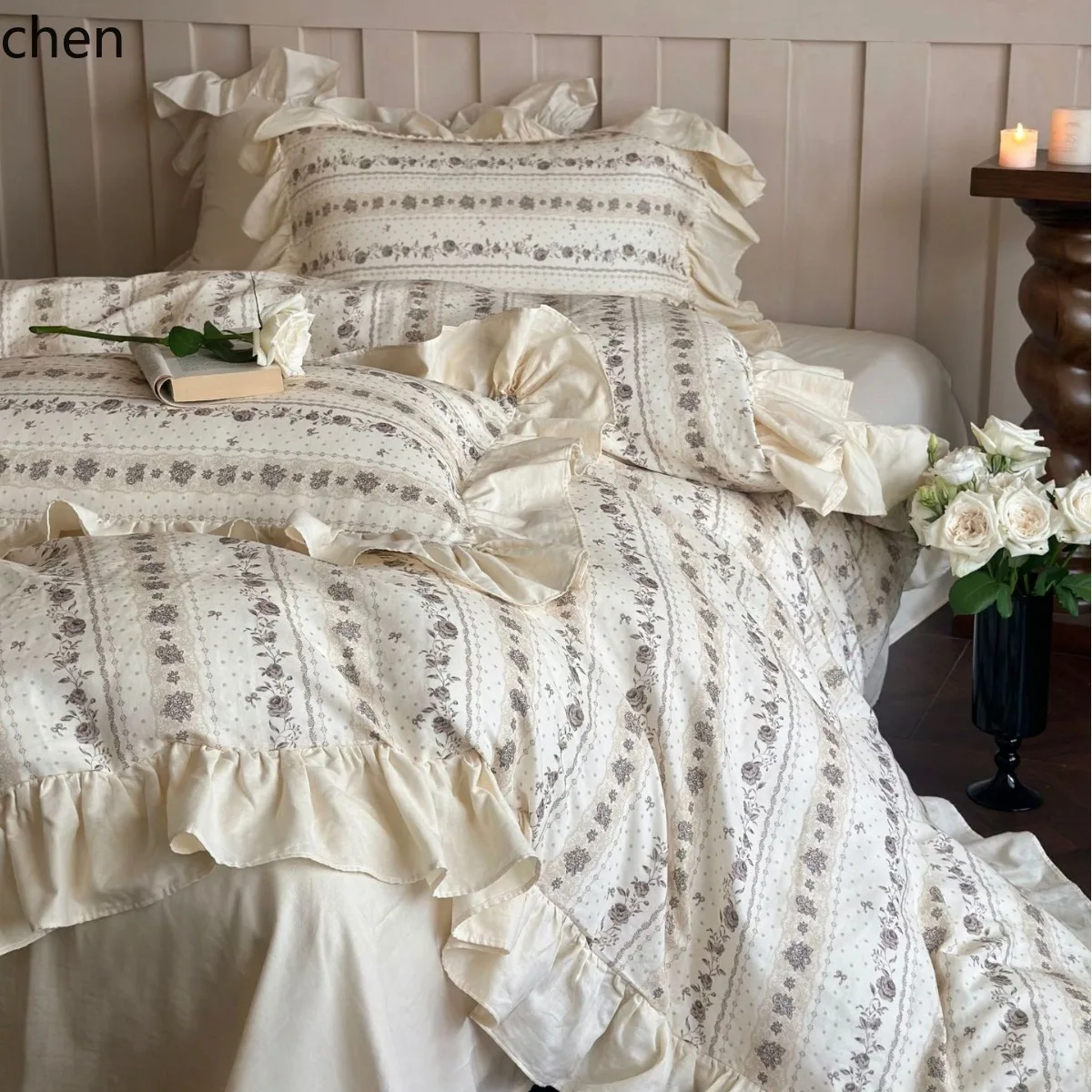 YFY Double-layer gauze summer quilt four-piece set, French romantic ruffle lace pure cotton summer cool bedding set