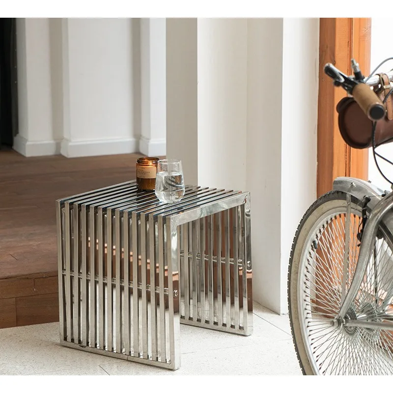 Modern bedside stool metal bench ins simple shoe changing stool bedroom entrance clothing store dressing stool metal feeling